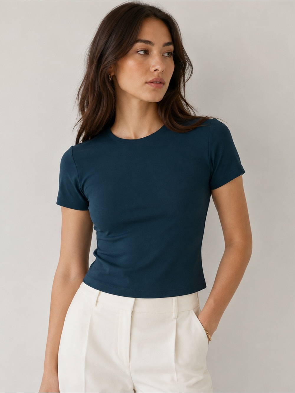 Babaton Aritzia Dark Teal Fitted Crew Neck Stretch Top Short Sleeve size Medium